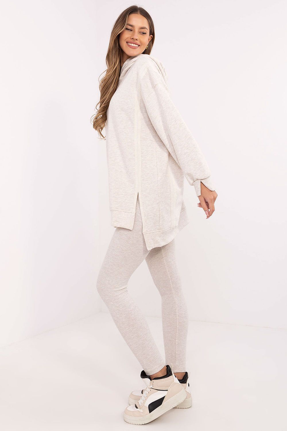 Sett med Lang Sweatshirt og Leggings - FP til dame fra MS StyleHaven, størrelse one-size-fits-all, med long, kjolelengde midi, kjolestil sweater
