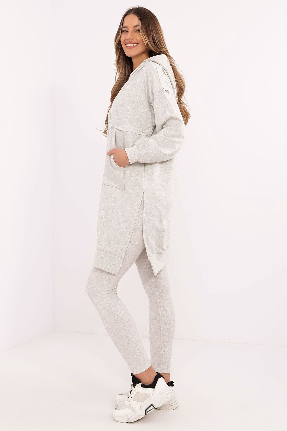 Sett med Lang Sweatshirt og Leggings - FP til dame fra MS StyleHaven, størrelse one-size-fits-all, med long, kjolelengde midi, kjolestil sweater