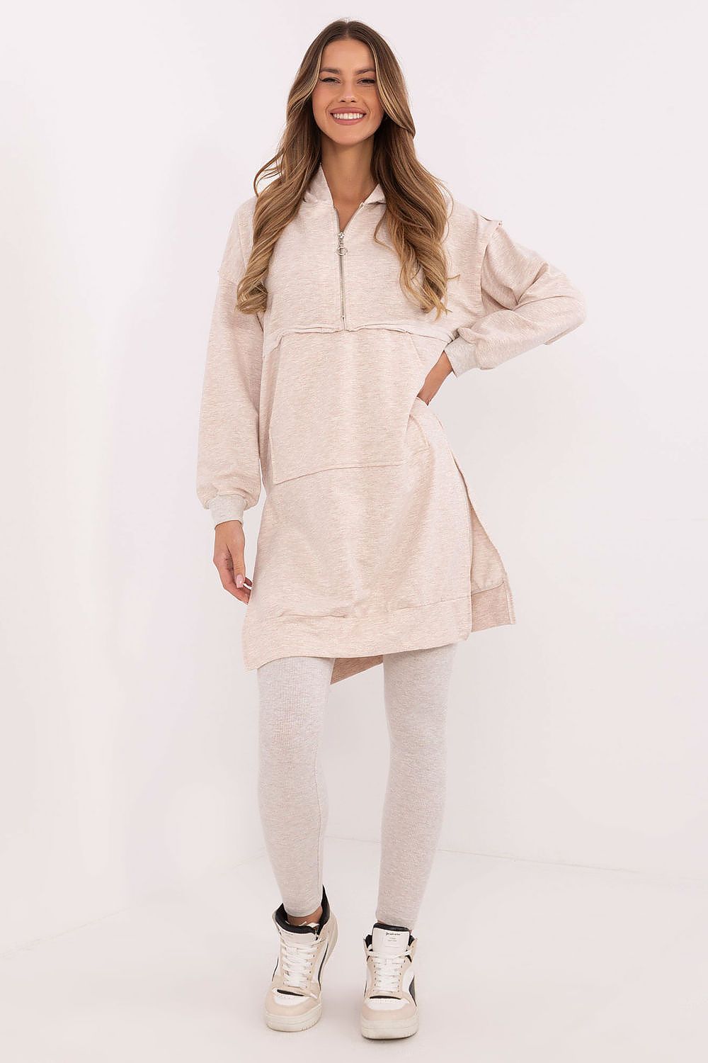 Sett med Lang Sweatshirt og Leggings - FP til dame fra MS StyleHaven, størrelse one-size-fits-all, med long, kjolelengde midi, kjolestil sweater