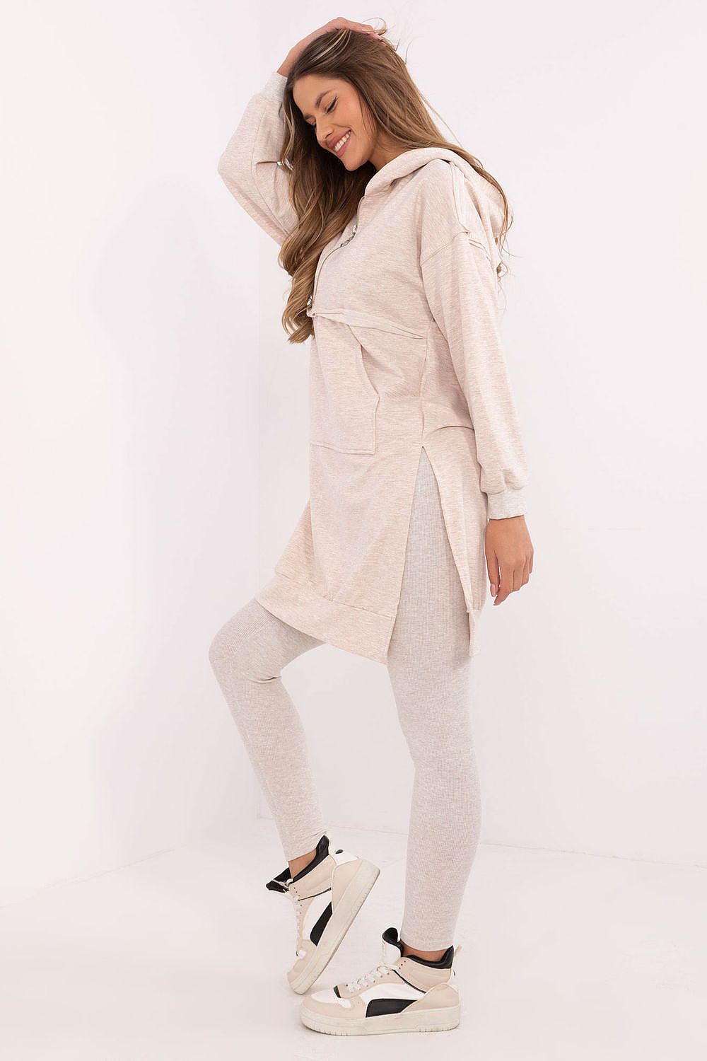 Sett med Lang Sweatshirt og Leggings - FP til dame fra MS StyleHaven, størrelse one-size-fits-all, med long, kjolelengde midi, kjolestil sweater