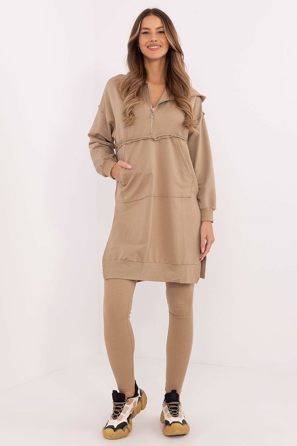 Sett med Lang Sweatshirt og Leggings - FP til dame fra MS StyleHaven, størrelse one-size-fits-all, med long, kjolelengde midi, kjolestil sweater