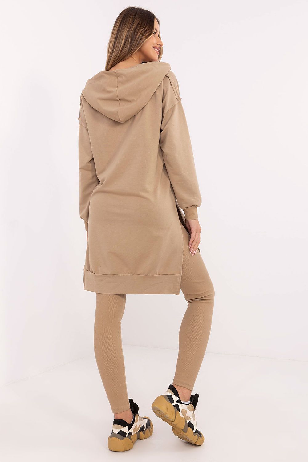 Sett med Lang Sweatshirt og Leggings - FP til dame fra MS StyleHaven, størrelse one-size-fits-all, med long, kjolelengde midi, kjolestil sweater