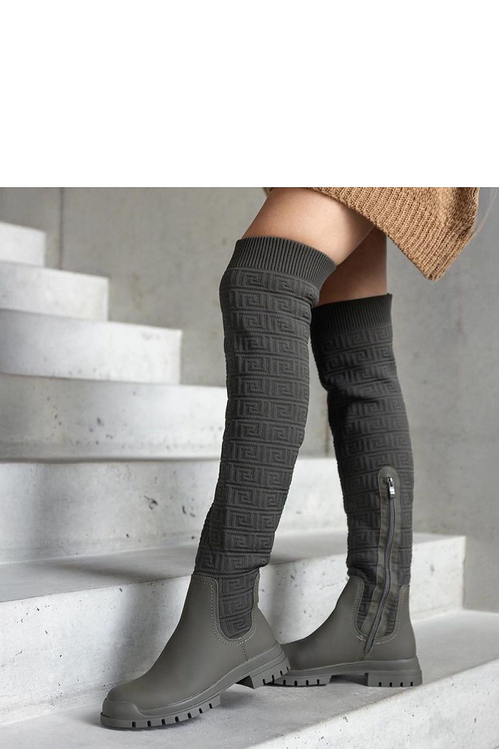 Scarlett grønne matte stoffstøvler til dame fra MS StyleHaven, laget av Viskose; polyester; Polyamid, farge 38, størrelse 41, med long ermer, perfekt til casual; dress