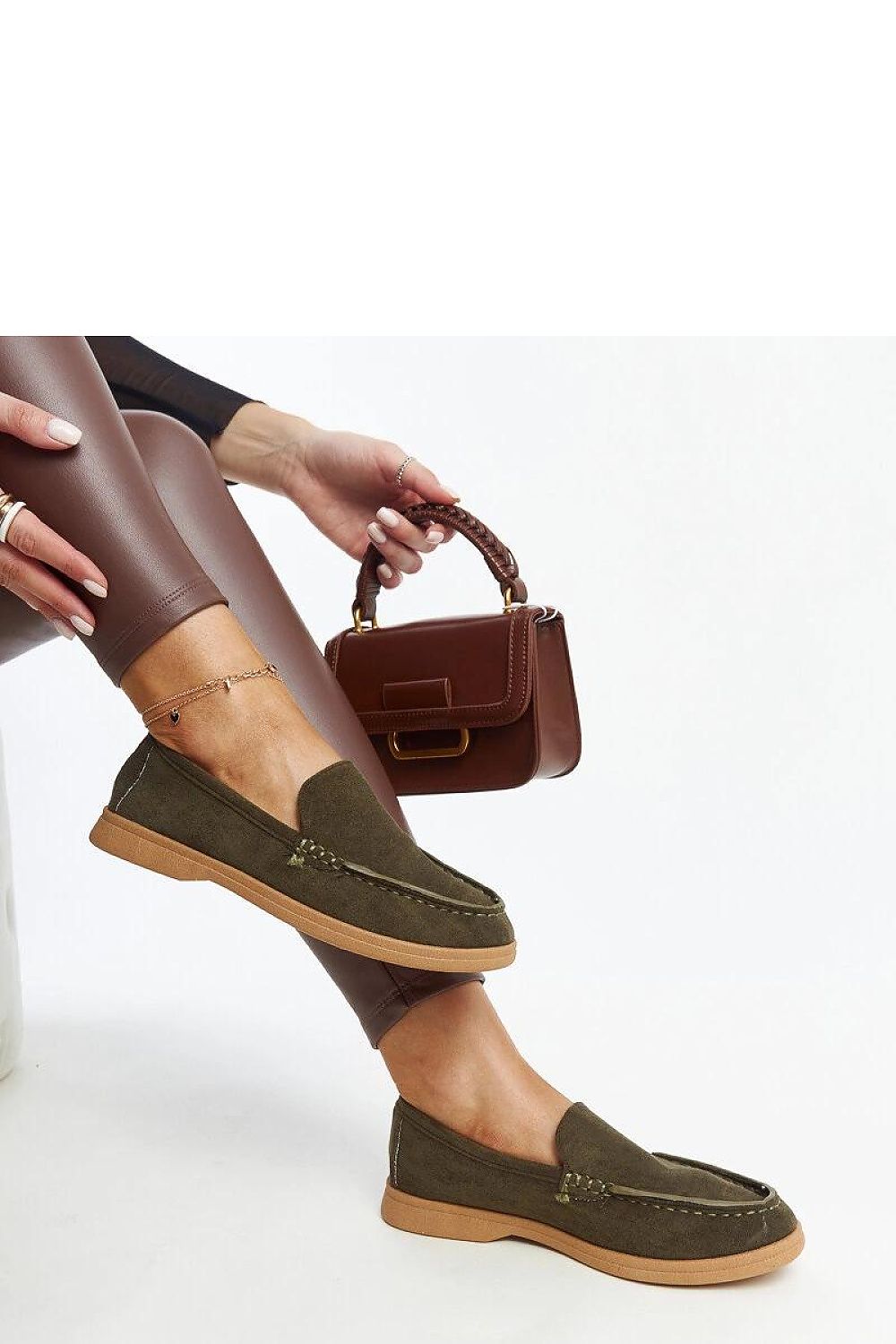 Halvsko Solea til dame fra MS StyleHaven; laget av polyester; farge GrÃ¸nn; stÃ¸rrelse 37; med 45720 ermer; perfekt til casual; dress