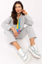 Oppdag vårt utvalg av stilfulle Beige Sett Italia Moda til dame i ulike størrelser og kvalitetsmaterialer – perfekte til jobb, fritid og alle dager. Rask levering og gode priser hos MS Stylehaven. se mer!