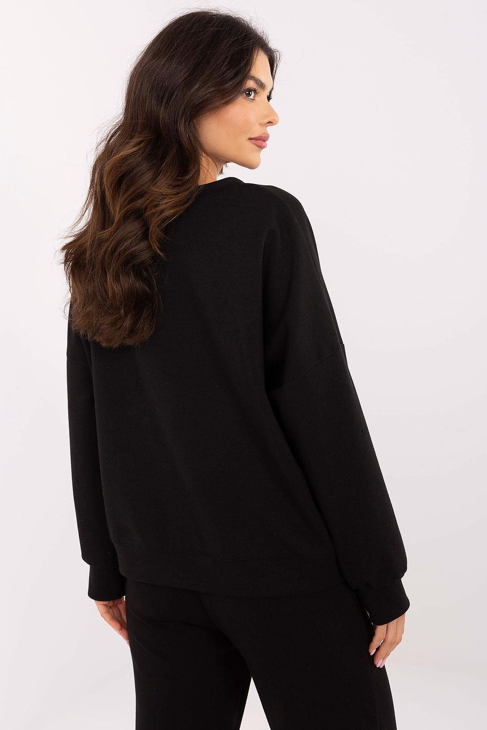 Oppdag vårt utvalg av stilfulle  Genser Italia Moda til dame i ulike størrelser og kvalitetsmaterialer – perfekte til jobb, fritid og alle dager. Rask levering og gode priser hos MS Stylehaven. se mer!