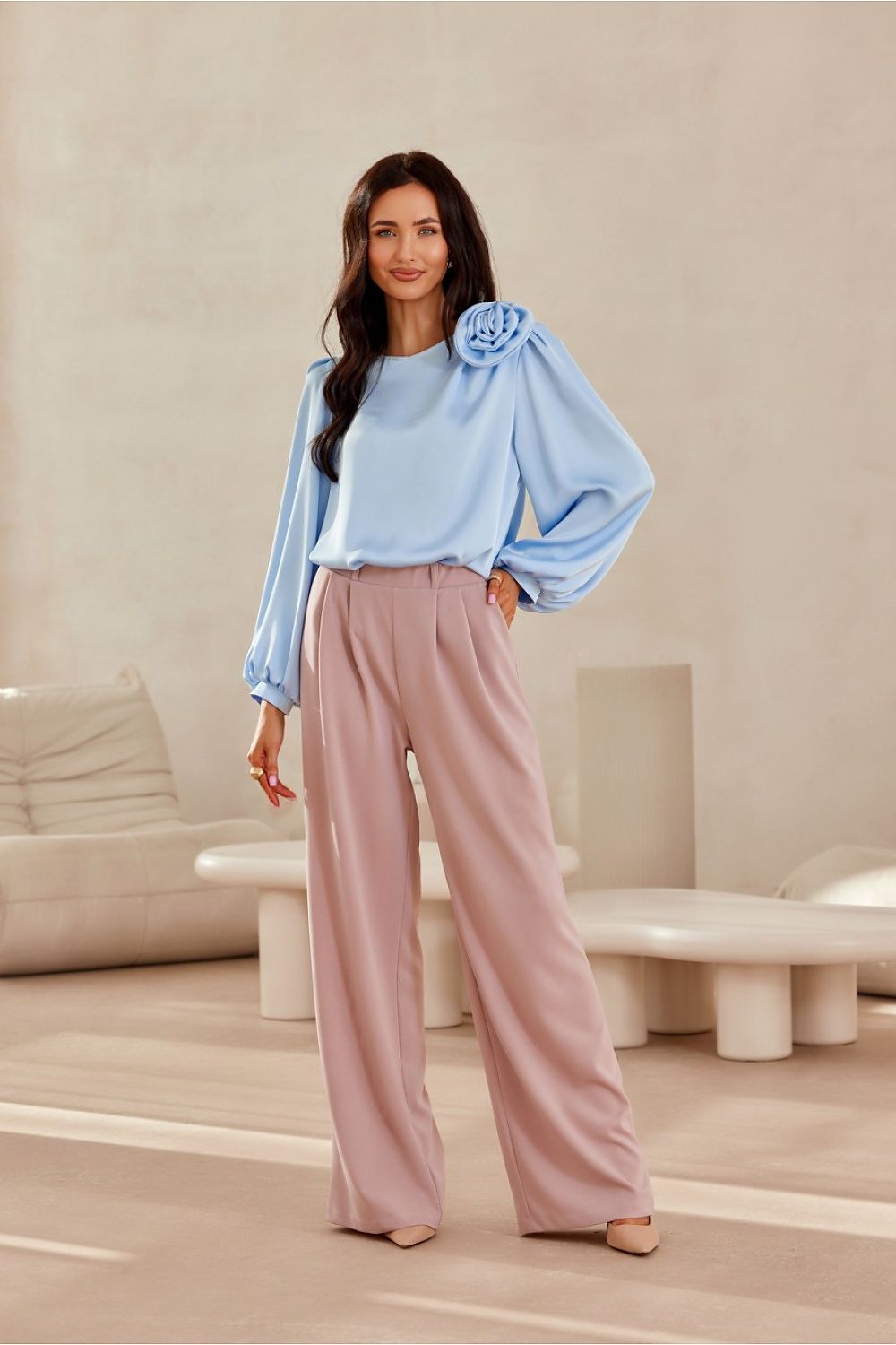 Valeria moderne vide ben bukser - Roco Fashion fra MS StyleHaven, størrelse 36, med long, bukselengde long, kjolelengde maxi, kjolestil flared; gown