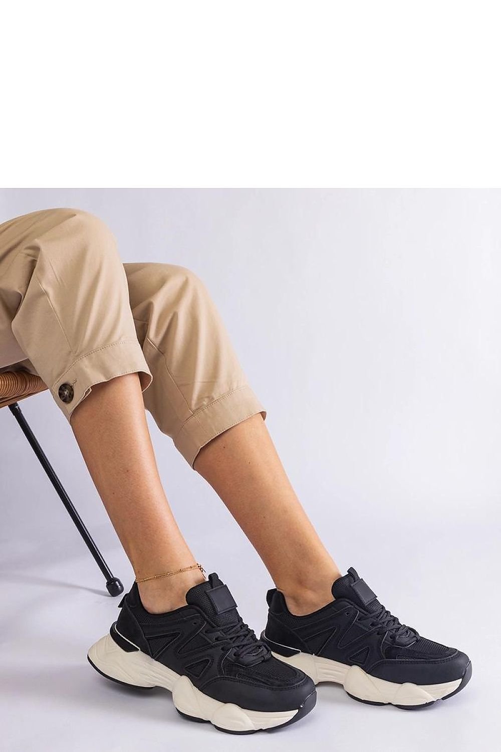 Imperio Hurtado svarte Dame joggesko til dame fra MS StyleHaven, laget av Viskose; polyester; Polyamid, farge Svart, størrelse 38, med long ermer, perfekt til casual