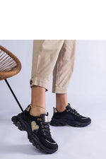 Martinez brune plattformsneakers med hjerte til dame til dame fra MS StyleHaven, laget av Viskose; polyester; Polyamid, farge Brun, størrelse 41, med long ermer, perfekt til casual