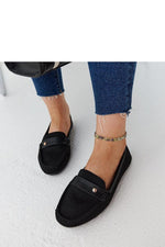 Oppdag vårt utvalg av stilfulle Svart Mokassin Solea til dame i ulike størrelser og kvalitetsmaterialer – perfekte til jobb, fritid og alle dager. Rask levering og gode priser hos MS Stylehaven. se mer!