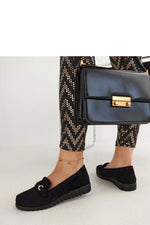 Oppdag vårt utvalg av stilfulle Svart Mokassin Solea til dame i ulike størrelser og kvalitetsmaterialer – perfekte til jobb, fritid og alle dager. Rask levering og gode priser hos MS Stylehaven. se mer!