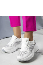 Margie Monogram hvite dame Sneakers til dame fra MS StyleHaven, laget av Viskose; polyester; Polyamid, farge Hvit, størrelse 37, med long ermer, perfekt til casual