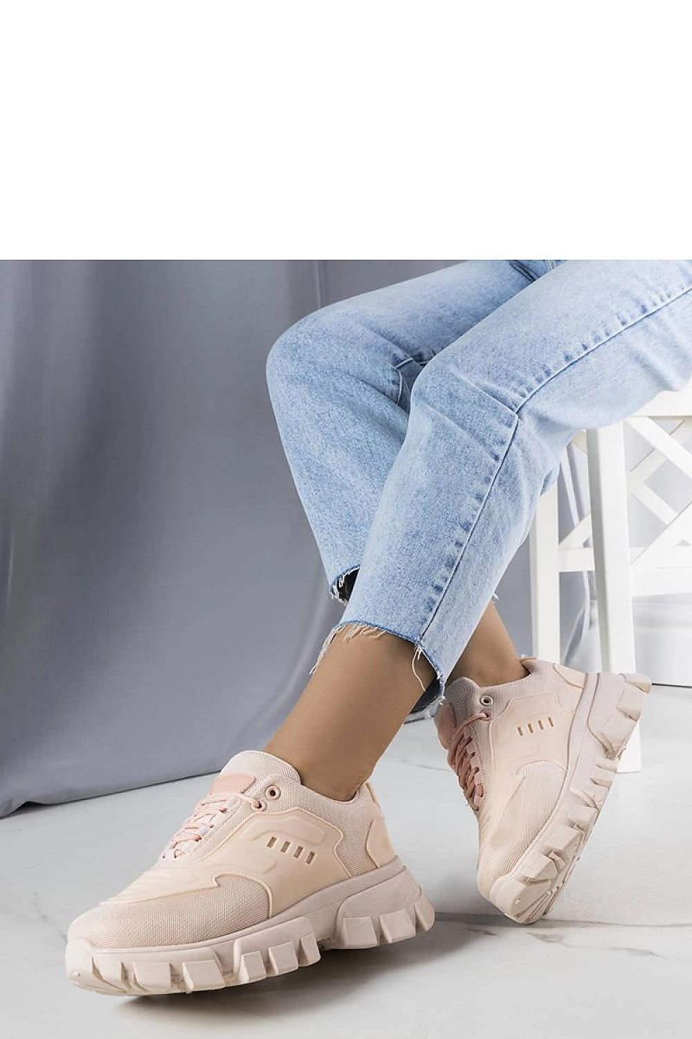 Inez dame Sneakers – Trendy og behagelig sommerfottøy til dame fra MS StyleHaven, laget av Viskose; polyester; Polyamid, farge Hvit, størrelse 39, med long ermer, perfekt til casual