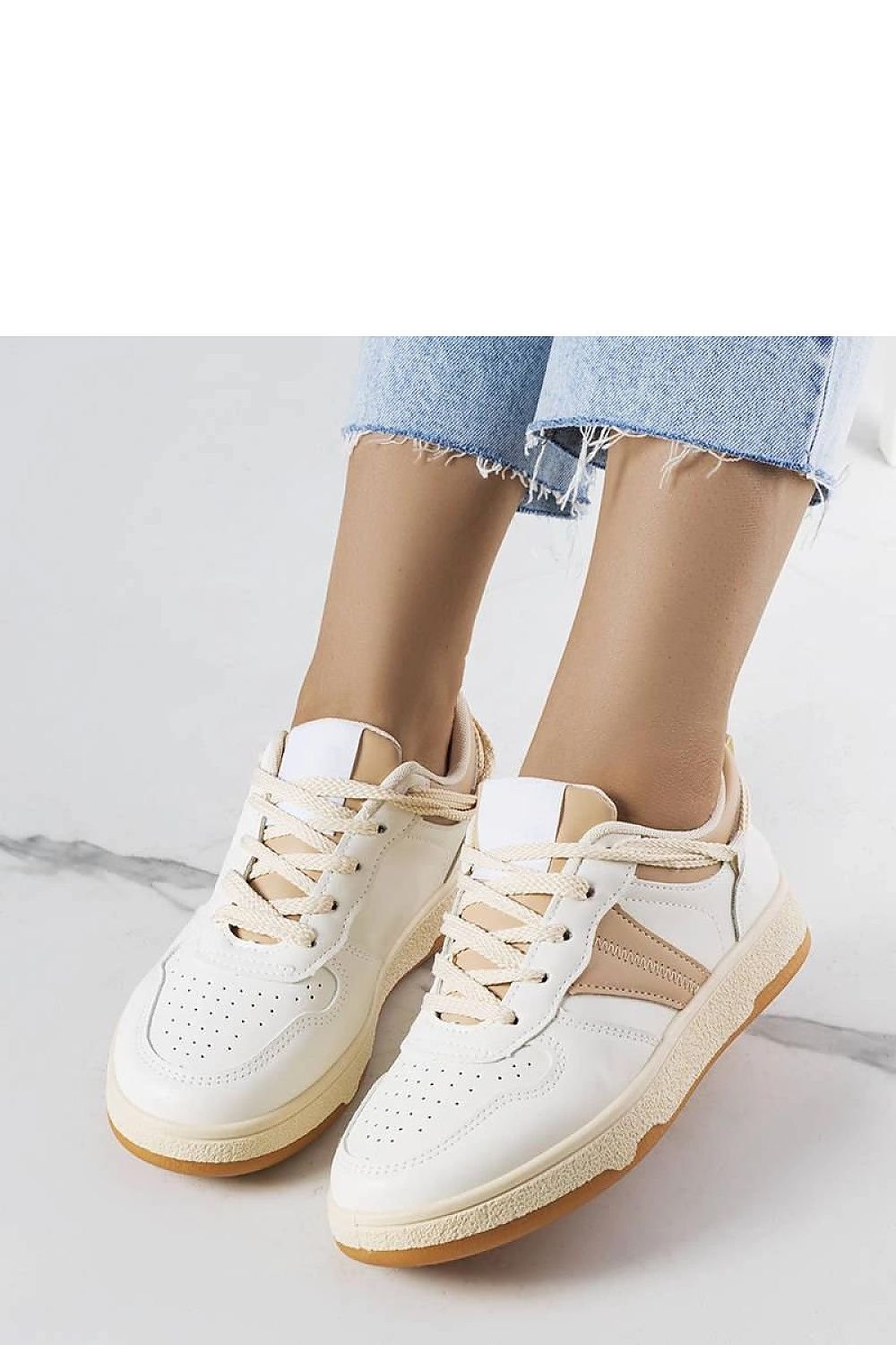Marcella White & Pink dame sneakers – for sommeren til dame fra MS StyleHaven, laget av Viskose; polyester; Polyamid, farge Svart, størrelse 39, med long ermer, perfekt til casual