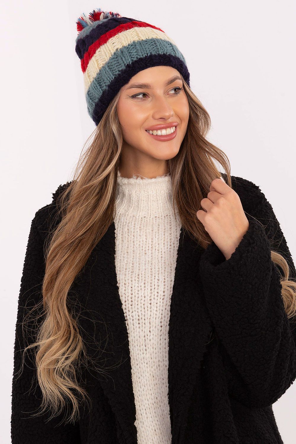 Oppdag vårt utvalg av stilfulle  Cap- AT til dame i ulike størrelser og kvalitetsmaterialer – perfekte til jobb; fritid og alle dager. Rask levering og gode priser hos MS Stylehaven. se mer!