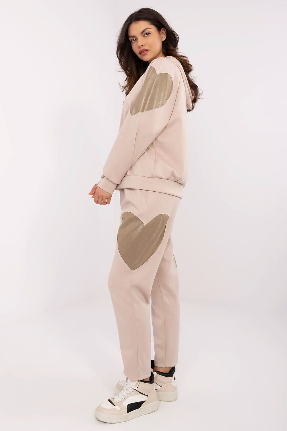 Oppdag vårt utvalg av stilfulle  Sett Italia Moda til dame i ulike størrelser og kvalitetsmaterialer – perfekte til jobb, fritid og alle dager. Rask levering og gode priser hos MS Stylehaven. se mer!