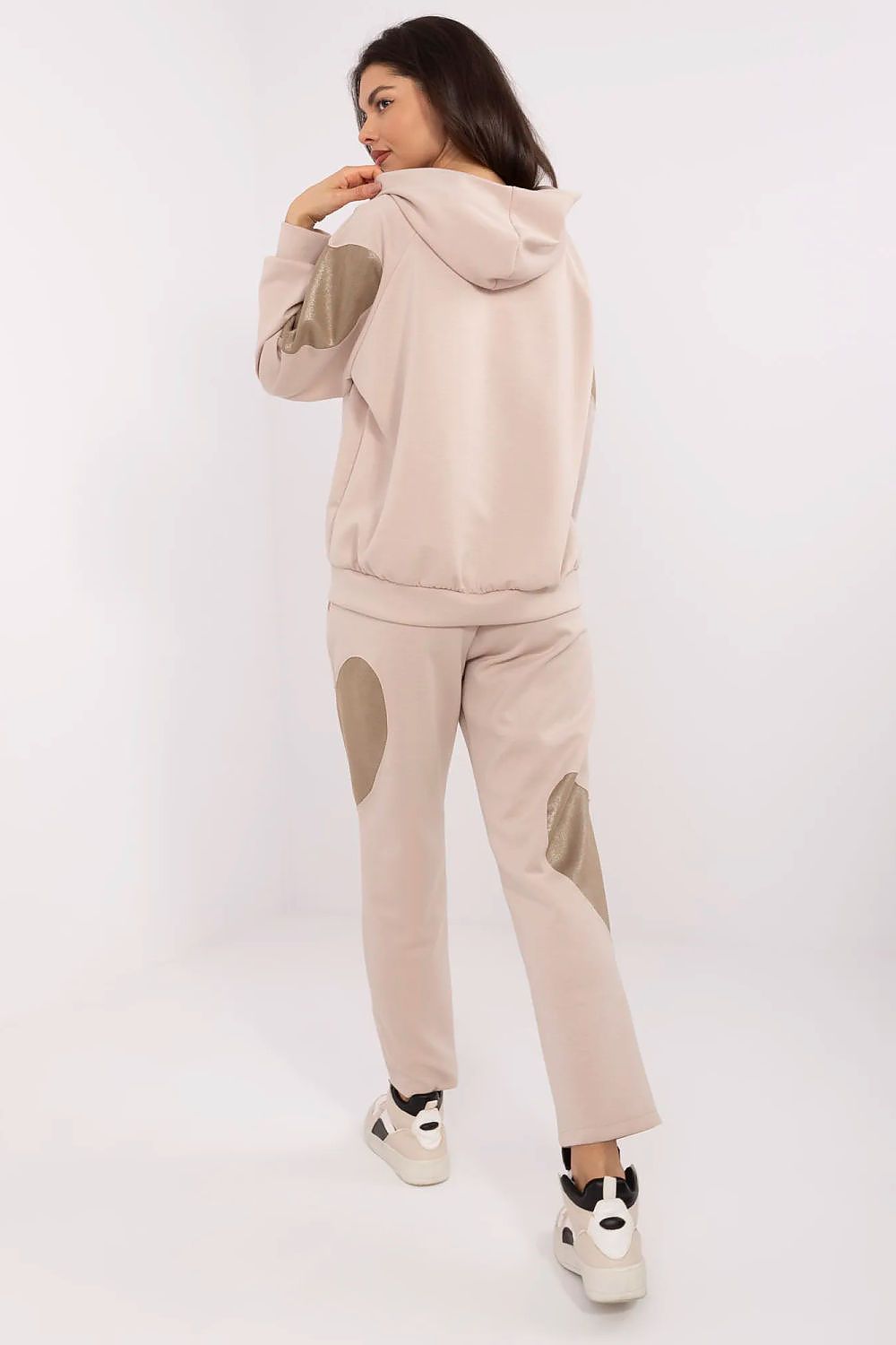 Oppdag vårt utvalg av stilfulle  Sett Italia Moda til dame i ulike størrelser og kvalitetsmaterialer – perfekte til jobb, fritid og alle dager. Rask levering og gode priser hos MS Stylehaven. se mer!