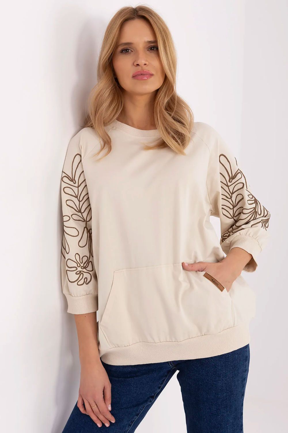 Oppdag vårt utvalg av stilfulle  Genser - Relevance til dame i ulike størrelser og kvalitetsmaterialer – perfekte til jobb, fritid og alle dager. Rask levering og gode priser hos MS Stylehaven. se mer!