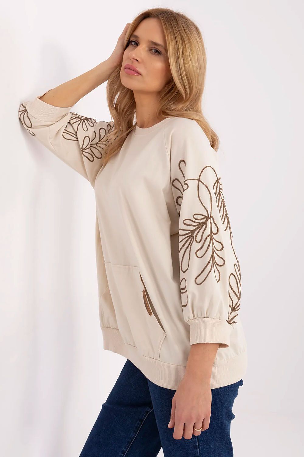 Oppdag vårt utvalg av stilfulle  Genser - Relevance til dame i ulike størrelser og kvalitetsmaterialer – perfekte til jobb, fritid og alle dager. Rask levering og gode priser hos MS Stylehaven. se mer!