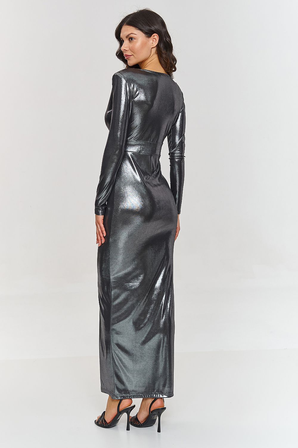 Oppdag vårt utvalg av stilfulle Beige Lang kjole Makadamia til dame i ulike størrelser og kvalitetsmaterialer – perfekte til jobb; fritid og alle dager. Rask levering og gode priser hos MS Stylehaven. se mer!