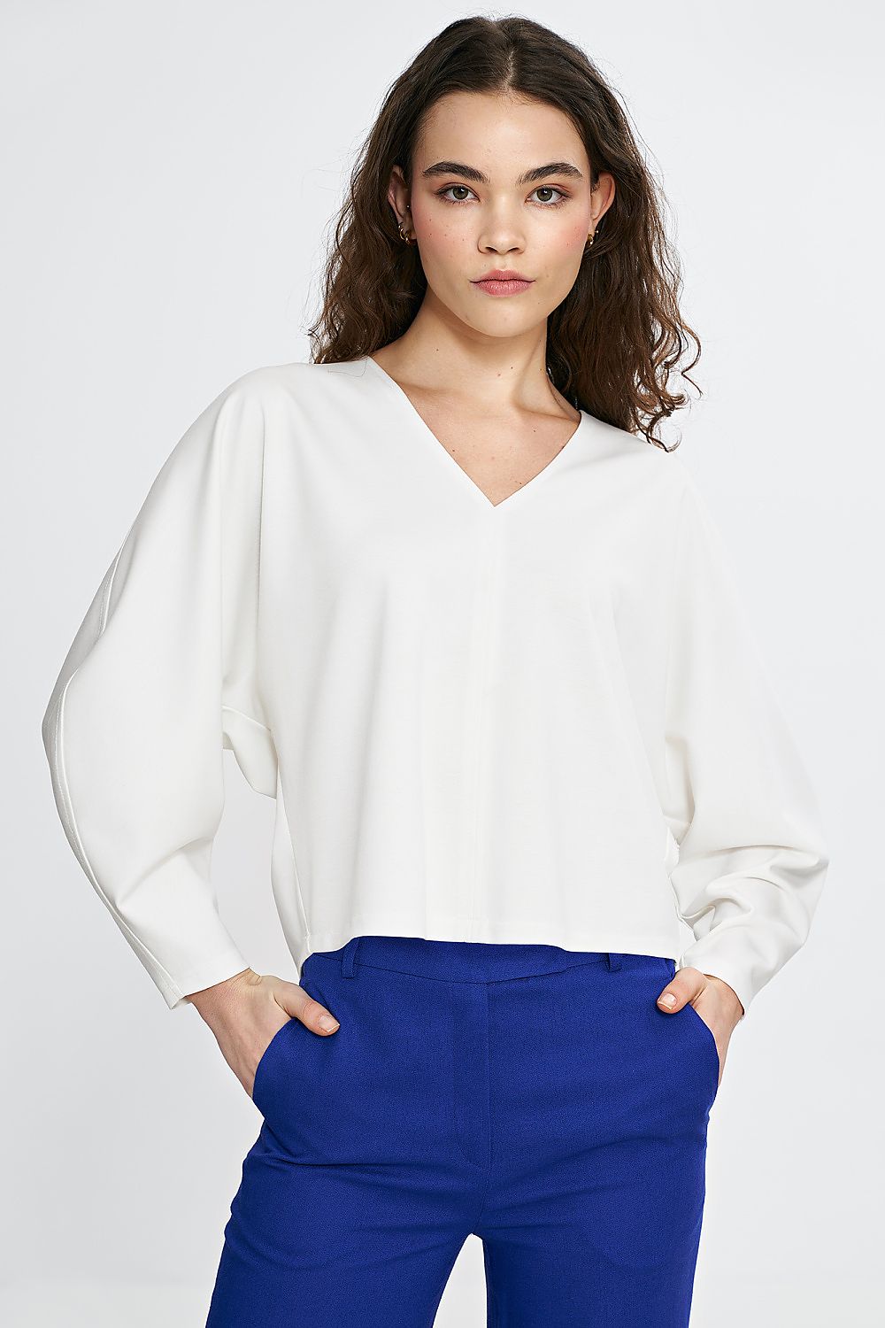 Oppdag vårt utvalg av stilfulle Beige Bluse Nife til dame i ulike størrelser og kvalitetsmaterialer - perfekte til jobb, fritid og alle dager. Rask levering og gode priser hos MS Stylehaven. se mer!