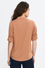 Stilfull Bluse - Nife til dame fra MS StyleHaven, laget av Viskose, farge Brun, størrelse 40, med 45720 ermer, perfekt til casual; dress