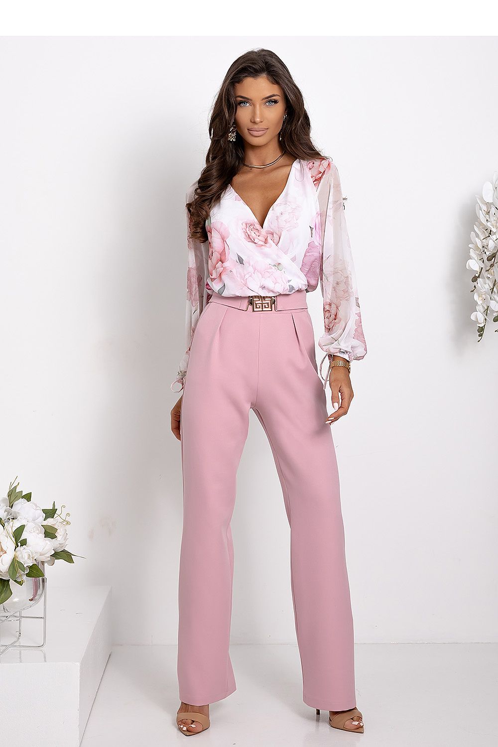 Blomstrete Todelt Sett / With You til dame fra MS StyleHaven, laget av polyester, farge beige, størrelse 40, med short ermer, perfekt til casual; dress