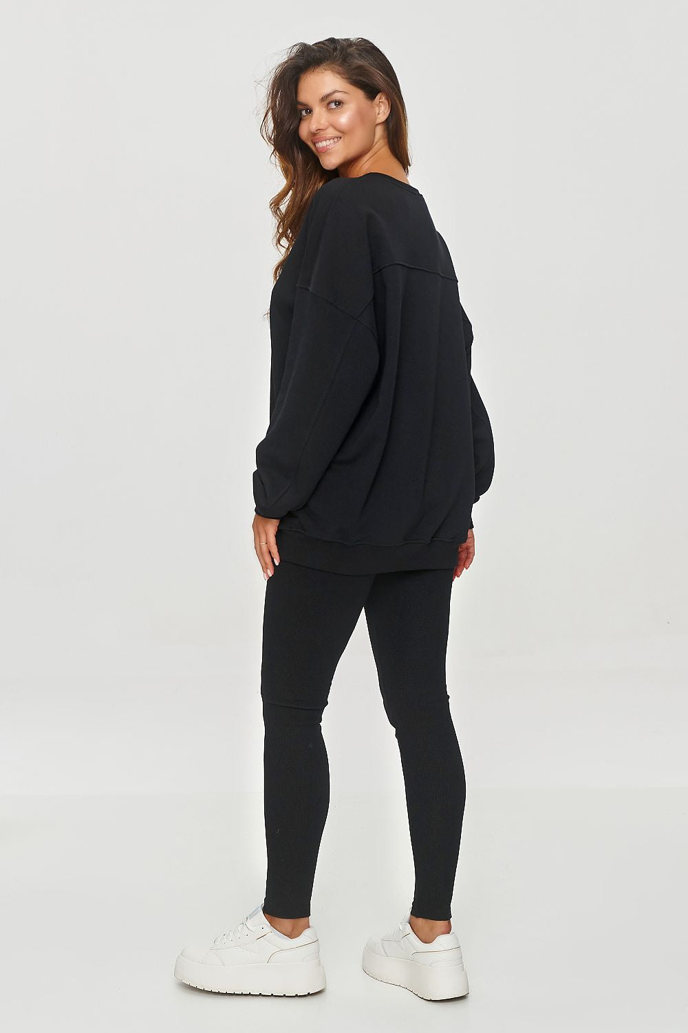 Oppdag vårt utvalg av stilfulle  Lange leggings Makadamia til dame i ulike størrelser og kvalitetsmaterialer – perfekte til jobb, fritid og alle dager. Rask levering og gode priser hos MS Stylehaven. se mer!