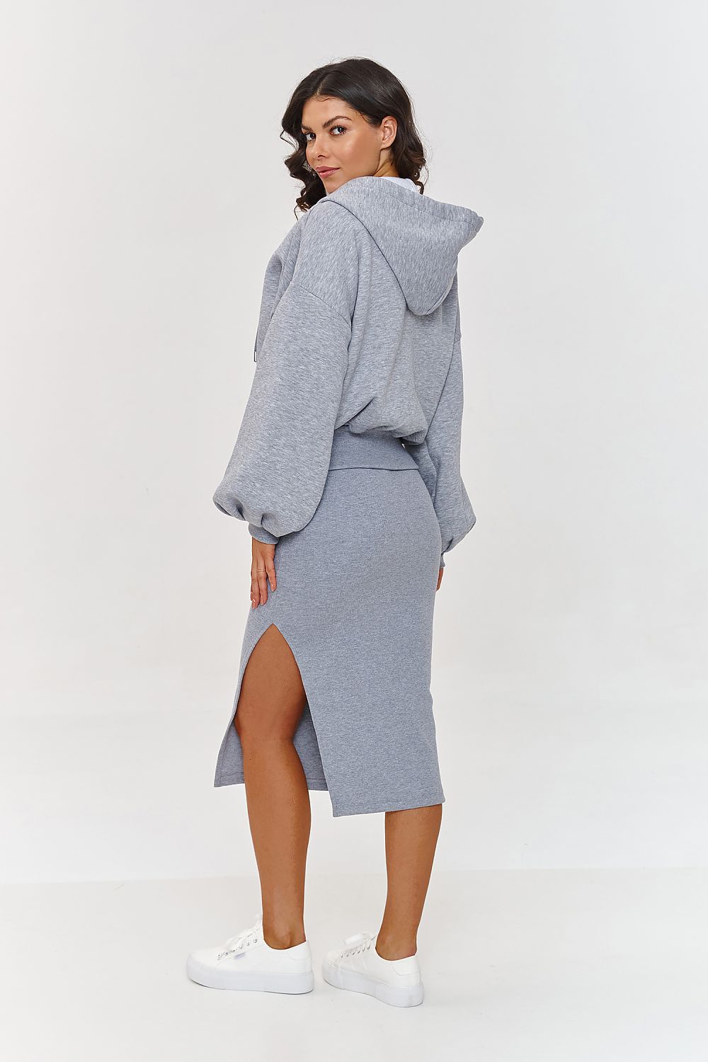 Oppdag vårt utvalg av stilfulle  Sett Makadamia til dame i ulike størrelser og kvalitetsmaterialer – perfekte til jobb, fritid og alle dager. Rask levering og gode priser hos MS Stylehaven. se mer!