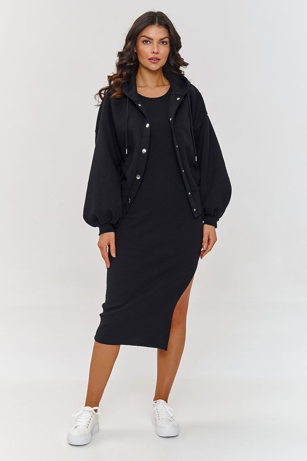 Oppdag vårt utvalg av stilfulle Beige Sett Makadamia til dame i ulike størrelser og kvalitetsmaterialer – perfekte til jobb, fritid og alle dager. Rask levering og gode priser hos MS Stylehaven. se mer!