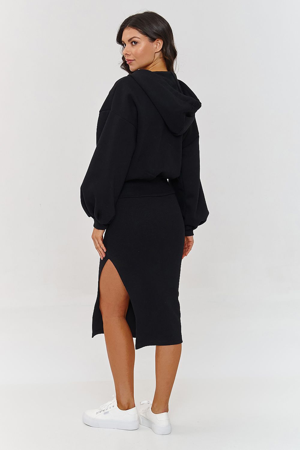 Oppdag vårt utvalg av stilfulle  Sett Makadamia til dame i ulike størrelser og kvalitetsmaterialer – perfekte til jobb, fritid og alle dager. Rask levering og gode priser hos MS Stylehaven. se mer!