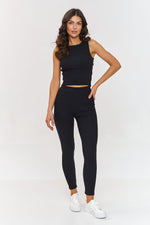 Oppdag vårt utvalg av stilfulle Beige 3 Sett Makadamia til dame i ulike størrelser og kvalitetsmaterialer – perfekte til jobb, fritid og alle dager. Rask levering og gode priser hos MS Stylehaven. se mer!