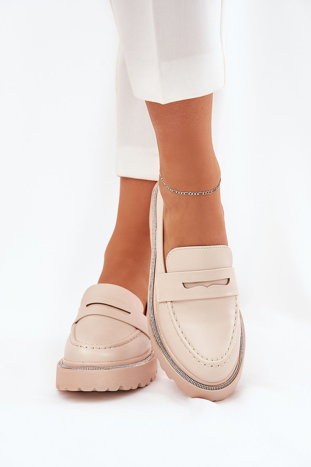 Mocassin Step in Style til dame fra MS StyleHaven, laget av Bomull, med detaljer i faux-leather; suede, farge beige, størrelse 36, med short ermer, hælhøyde low, skostørrelse 36; 37; 38; 39; 40; 41, perfekt til casual