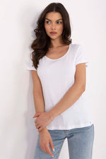 T-skjorte Relevance til dame fra MS StyleHaven, laget av Bomull; Elastan-1, farge Hvit, størrelse L/XL, med short ermer, perfekt til dress