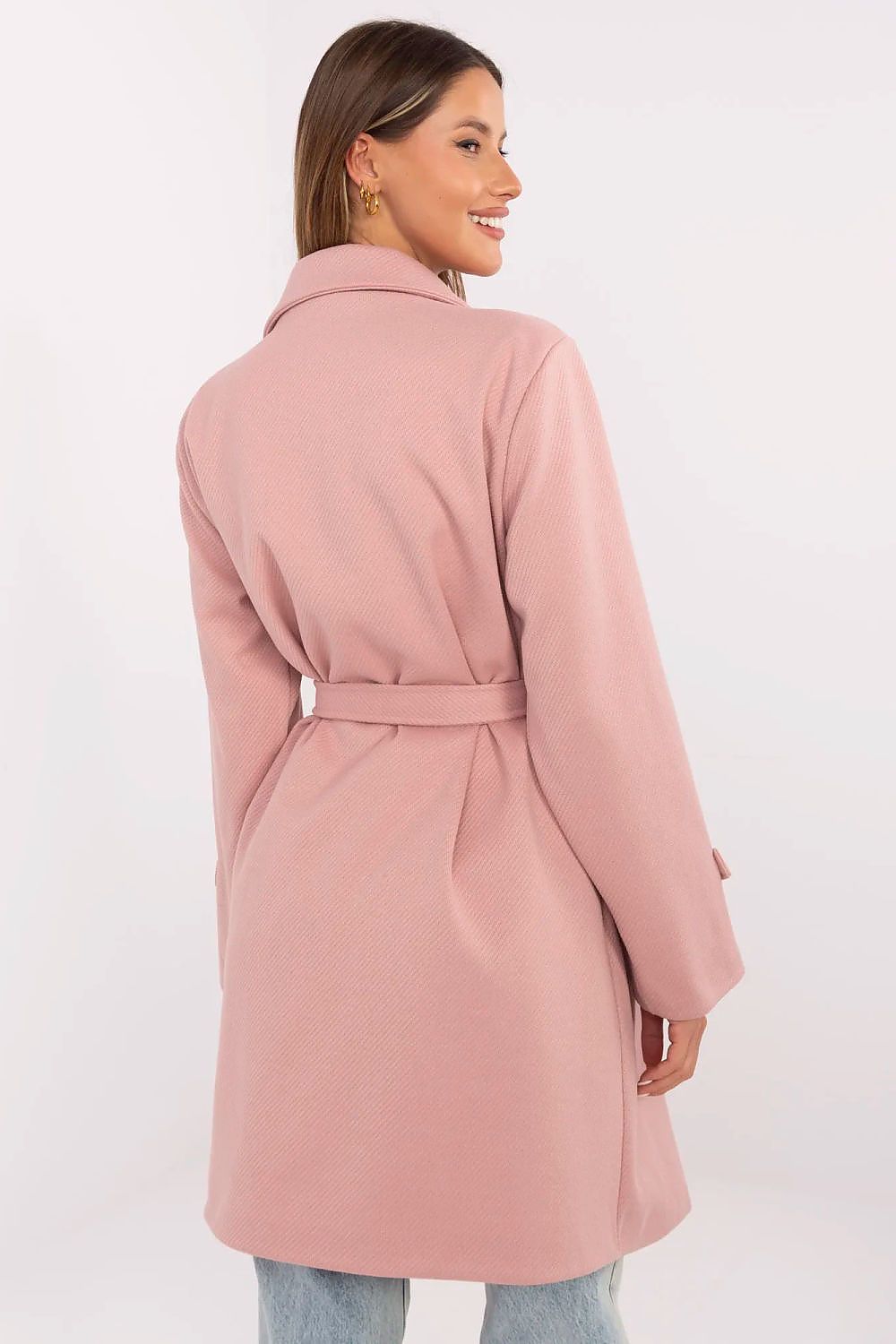 Oppdag vårt utvalg av stilfulle Svart Frakk Italia Moda til dame i ulike størrelser og kvalitetsmaterialer – perfekte til jobb, fritid og alle dager. Rask levering og gode priser hos MS Stylehaven. se mer!