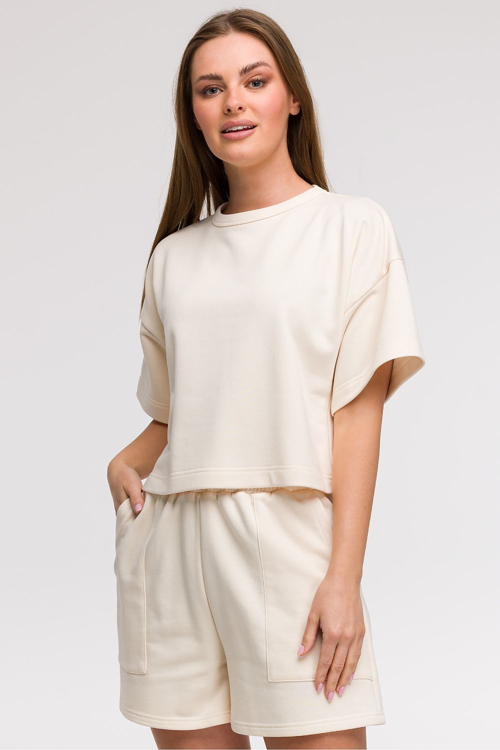BeWear Loose Cropped Bluse til dame fra MS StyleHaven, laget av Bomull; polyester, farge beige, størrelse S/M, med short ermer, perfekt til casual; dress