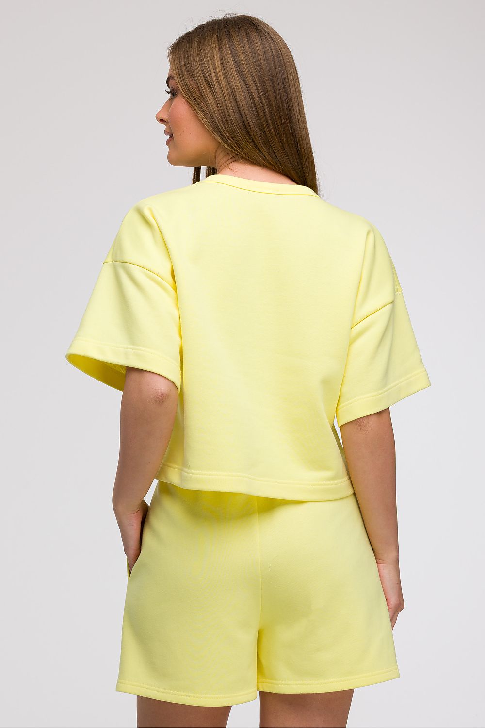 BeWear Loose Cropped Bluse til dame fra MS StyleHaven, laget av Bomull; polyester, farge Gul, størrelse 2XL/3XL, med short ermer, perfekt til casual; dress
