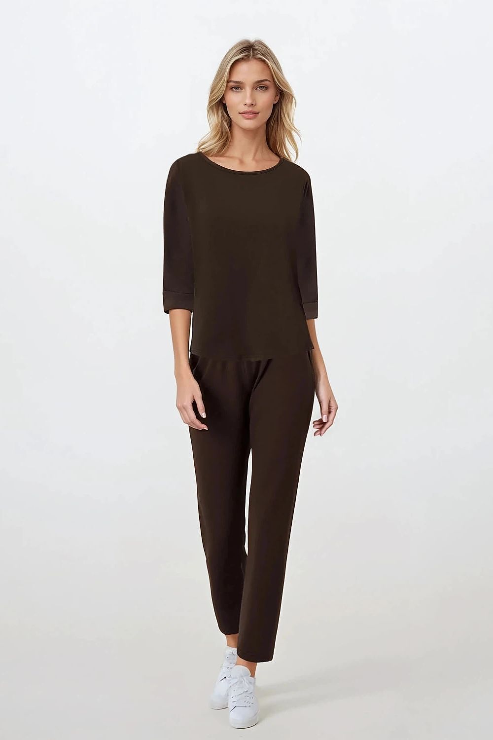 Pyjamas Momenti Per Me til dame fra MS StyleHaven, laget av Bomull, farge Brun, størrelse s, med 45720 ermer, perfekt til casual; dress