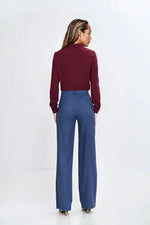 Oppdag vårt utvalg av stilfulle Rød Langermet skjorte Nife til dame i ulike størrelser og kvalitetsmaterialer – perfekte til jobb, fritid og alle dager. Rask levering og gode priser hos MS Stylehaven. se mer!