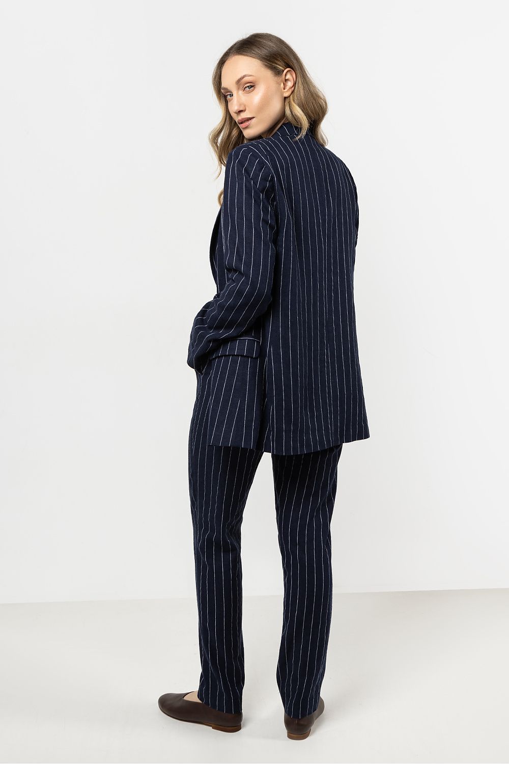 Jakke awama til dame fra MS StyleHaven, laget av Viskose, farge Marineblå, størrelse L, med short ermer, perfekt til casual; dress