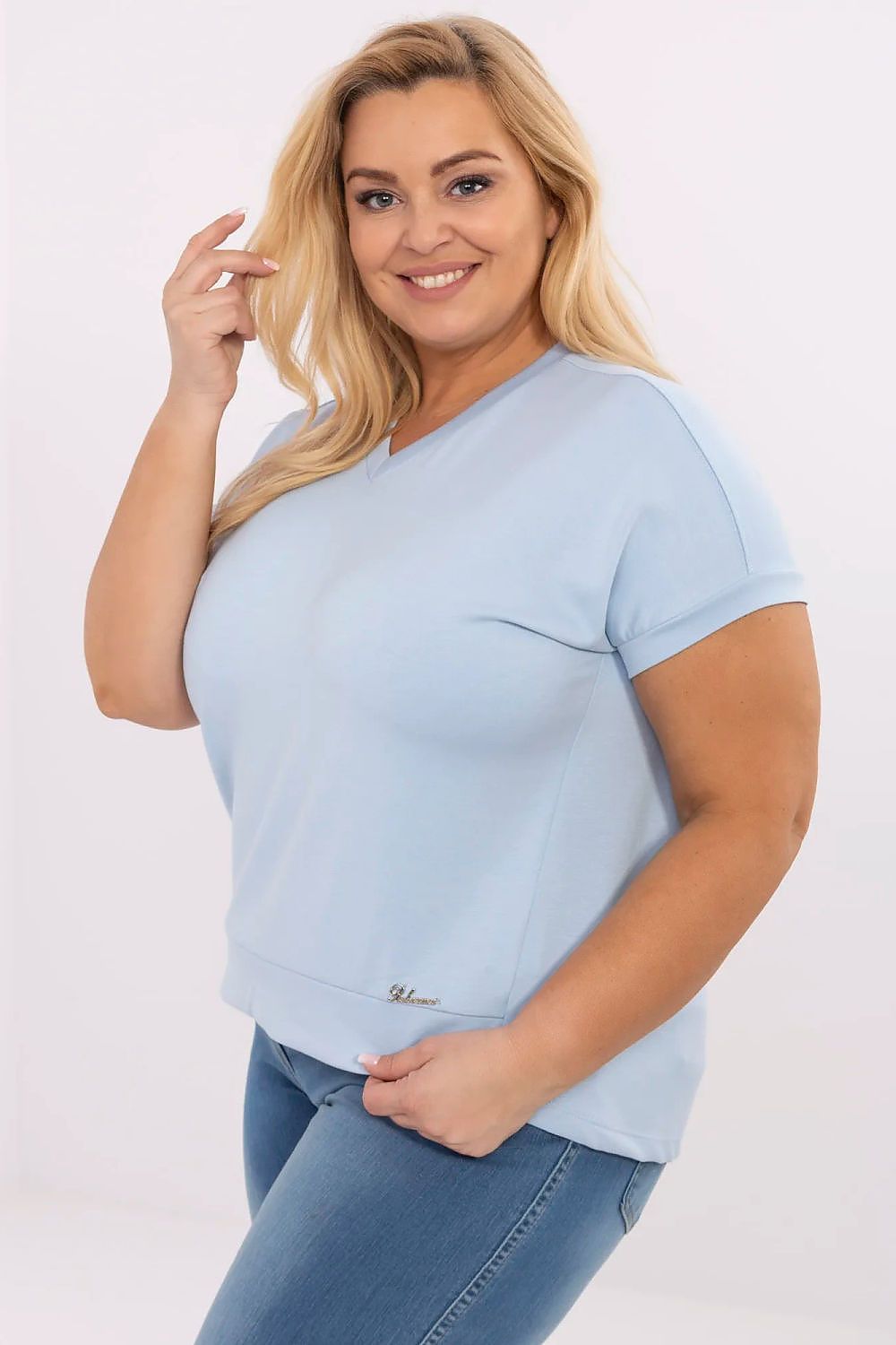 Oppdag vårt utvalg av stilfulle  Plus size bluse - Relevance til dame i ulike størrelser og kvalitetsmaterialer – perfekte til jobb, fritid og alle dager. Rask levering og gode priser hos MS Stylehaven. se mer!
