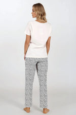 Pyjamas Momenti Per Me til dame fra MS StyleHaven, laget av Bomull, farge beige, størrelse L, med 45720 ermer, perfekt til casual; dress