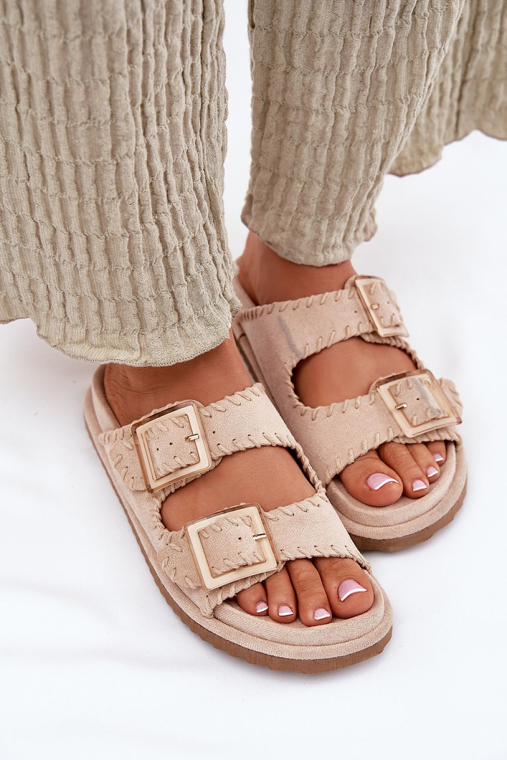 Flip-flops Step in Style til dame fra MS StyleHaven, laget av Bomull, farge beige, størrelse 38, med short ermer, perfekt til dress; casual