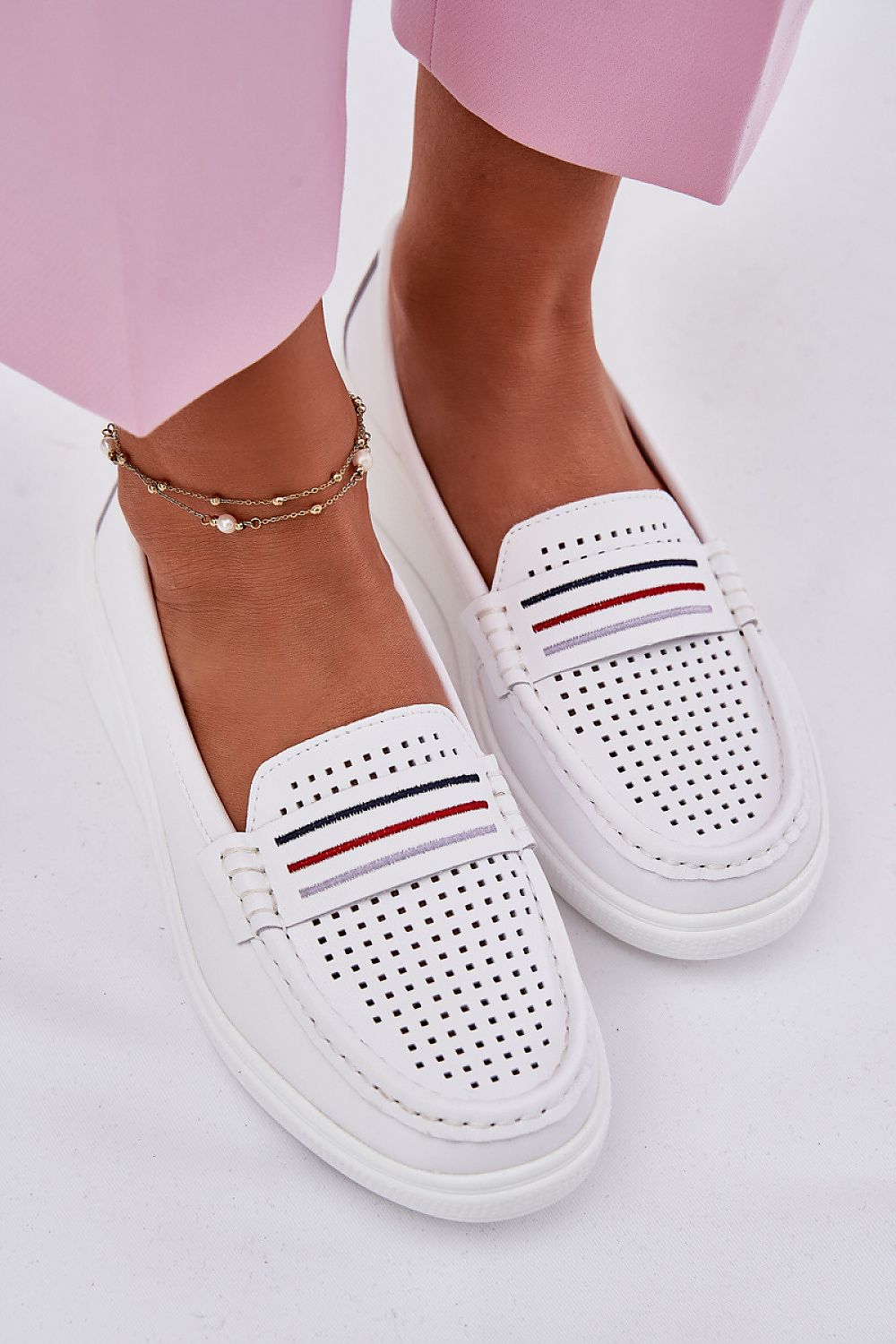 Mocassin Step in Style til dame fra MS StyleHaven, laget av Bomull, farge Hvit, størrelse 38, med short ermer, perfekt til casual