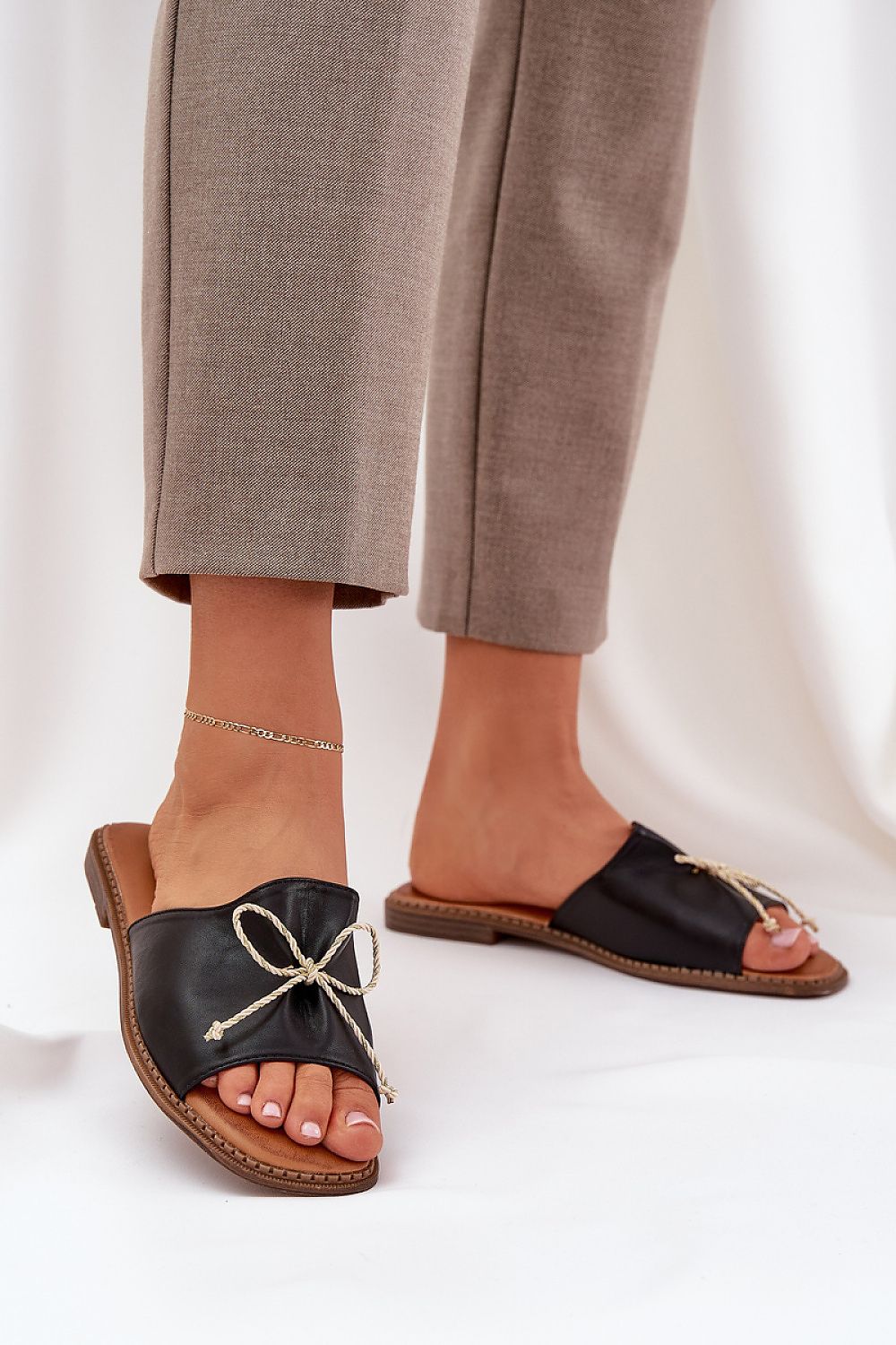 Flip-flops Step in Style til dame fra MS StyleHaven, laget av Bomull, farge Gul, størrelse 39, med short ermer, perfekt til casual
