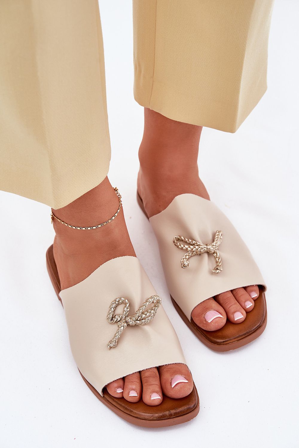 Flip-flops Step in Style til dame fra MS StyleHaven, laget av Bomull, farge beige, størrelse 38, med short ermer, perfekt til casual