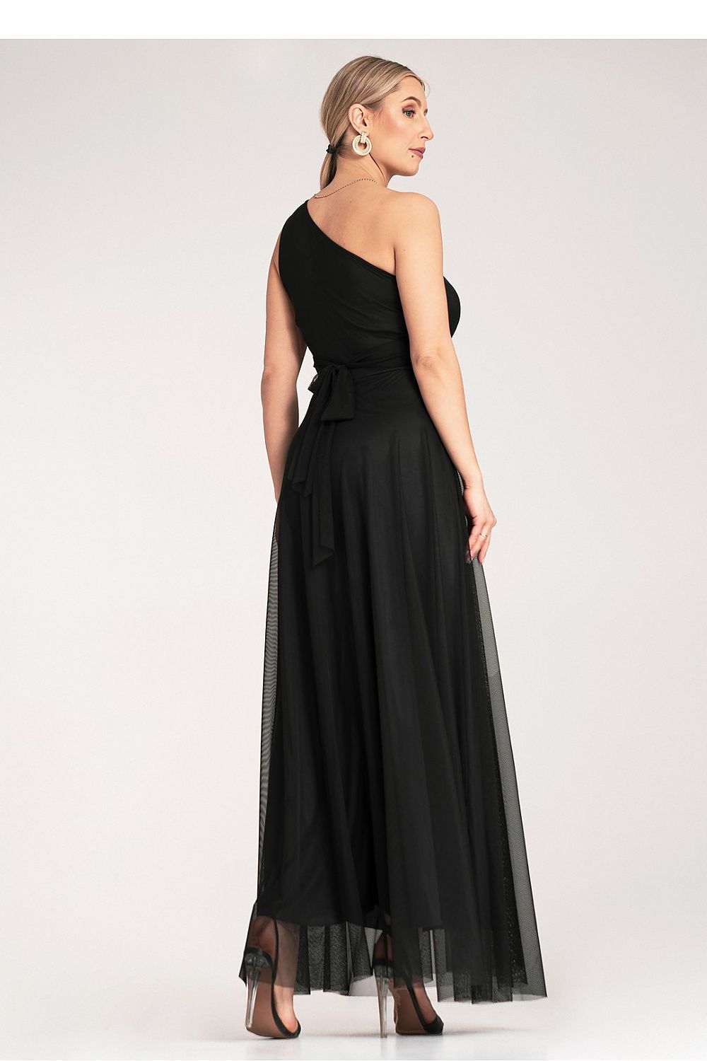 Aftenkjole Figl til dame fra MS StyleHaven, laget av polyester, farge Svart, størrelse S/M, med sleeveless ermer, perfekt til dress