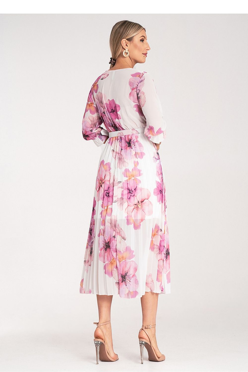 Dagkjole Figl til dame fra MS StyleHaven, laget av polyester, farge Hvit, størrelse S/M, med 45720 ermer, perfekt til dress