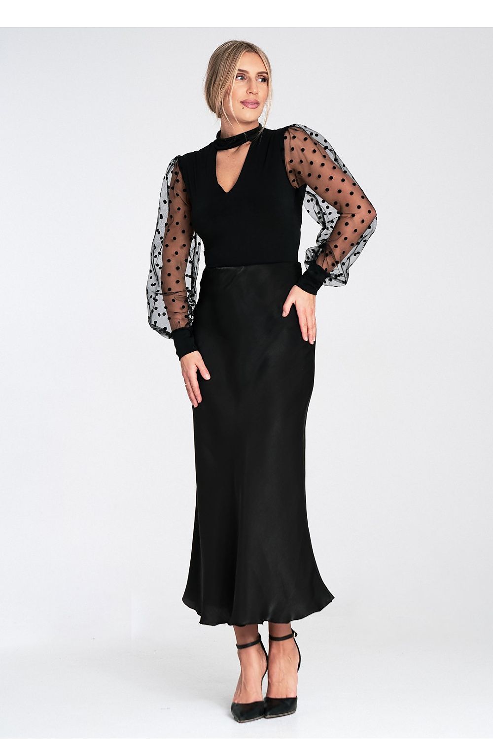 Skjørt Figl til dame fra MS StyleHaven, laget av Viskose; polyester, farge Grå, størrelse S/M, med long ermer, perfekt til dress