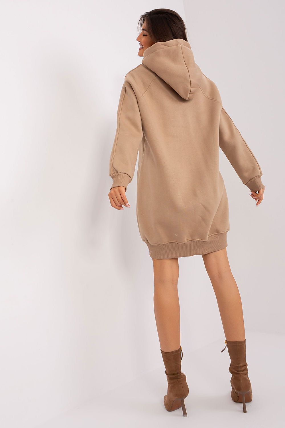 Oppdag vårt utvalg av stilfulle Brun Genser Ex Moda til dame i ulike størrelser og kvalitetsmaterialer – perfekte til jobb; fritid og alle dager. Rask levering og gode priser hos MS Stylehaven. se mer!